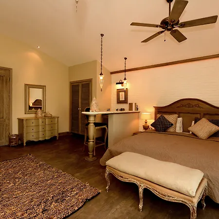 يخت كلاسيك - بوتيك كلاس فتحية