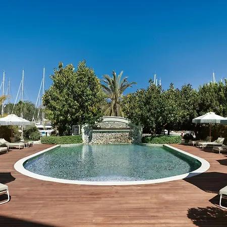 Yacht Classic - Boutique Class Otel 3*