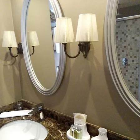 Yacht Classic - Boutique Class Otel 3*