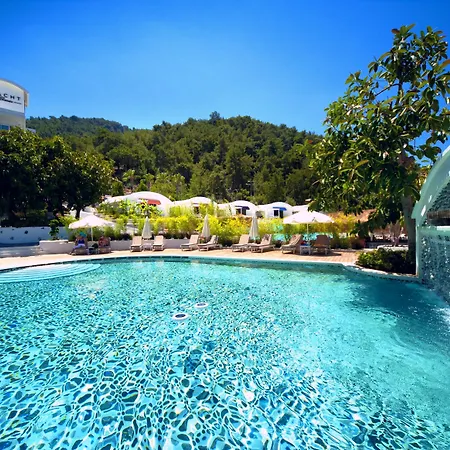 يخت كلاسيك - بوتيك كلاس فندق فتحية