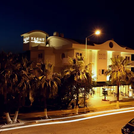 يخت كلاسيك - بوتيك كلاس