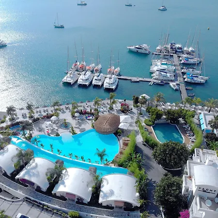 Yacht Classic - Boutique Class Otel