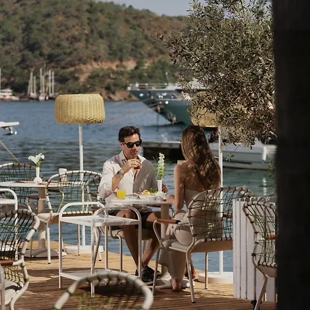 Yacht Classic - Boutique Class Otel 3*
