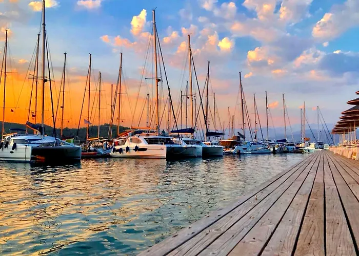 Yacht Classic - Boutique Class Hotel 3*