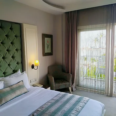 Hotel Yacht Classic - Boutique Class
