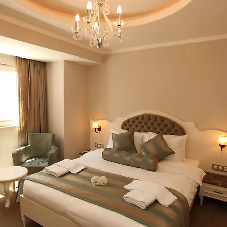 Hotel Yacht Classic - Boutique Class