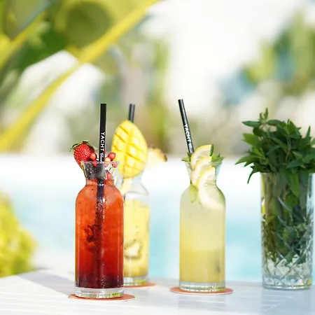 Hotel Yacht Classic - Boutique Class 3*